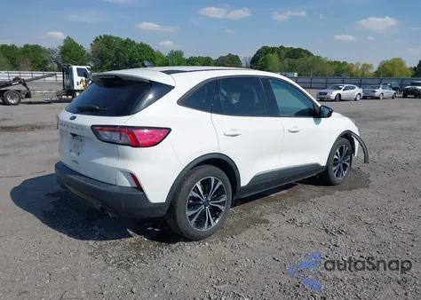 2021 Ford Escape Se z USA, uszkodzony, nr VIN 1FMCU0G6XMUB32625